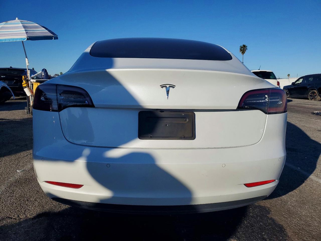2022 TESLA MODEL 3 photo 11