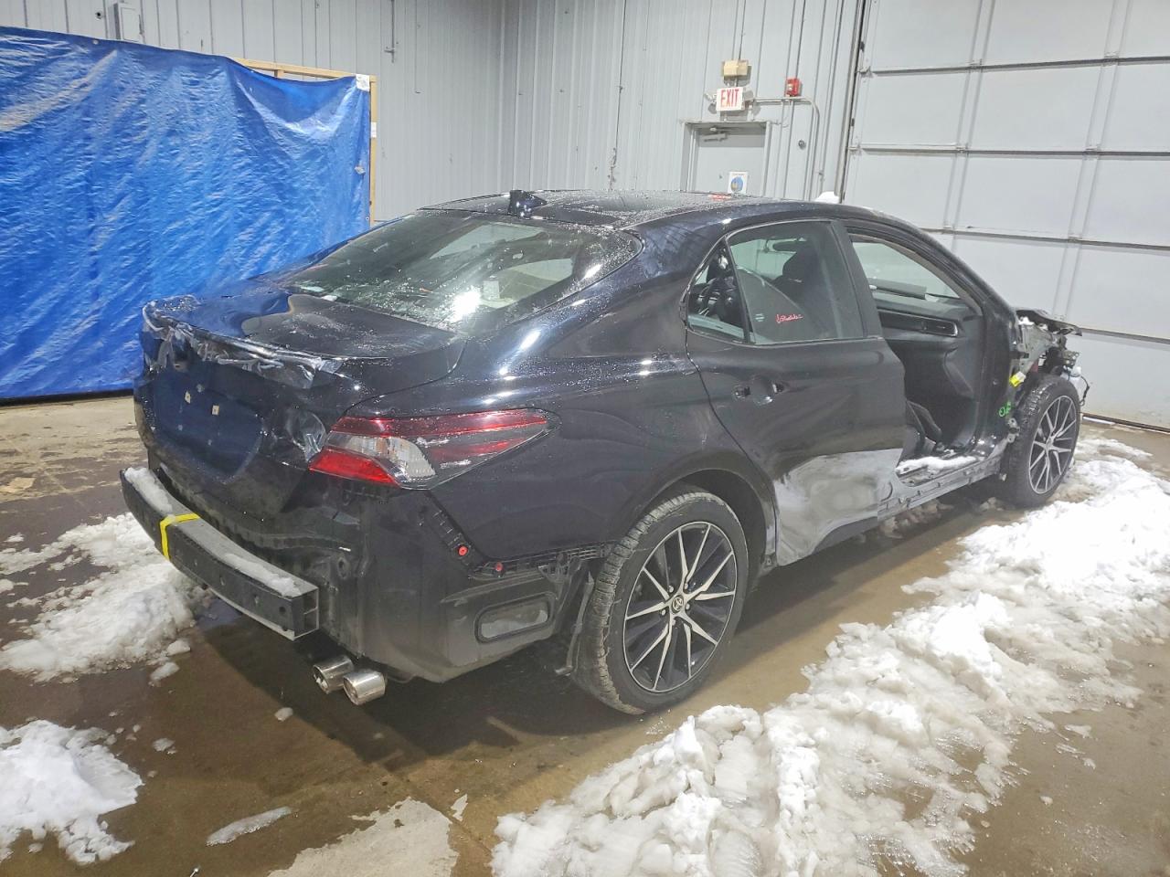 2023 TOYOTA CAMRY photo 9