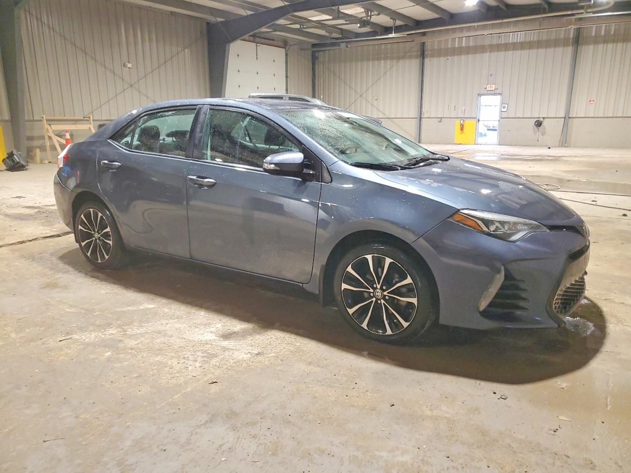 2018 TOYOTA COROLLA SE photo 10