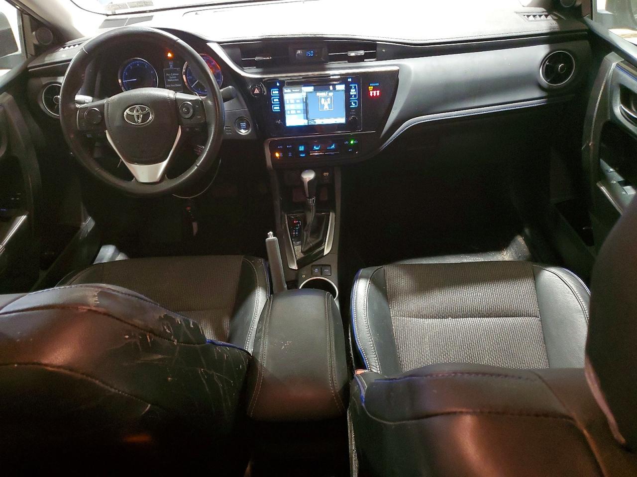 2018 TOYOTA COROLLA SE photo 22