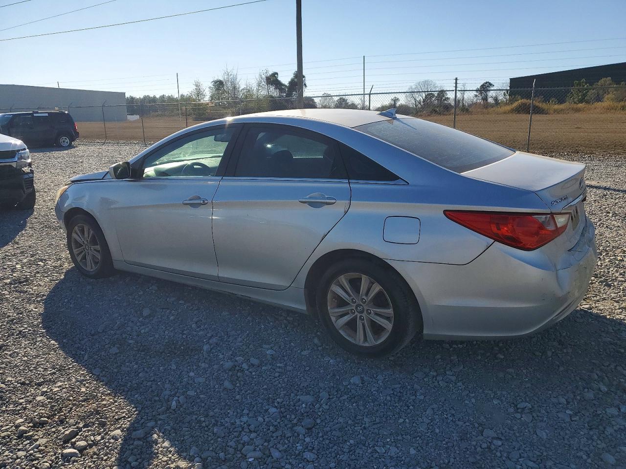 2013 HYUNDAI SONATA GLS photo 4