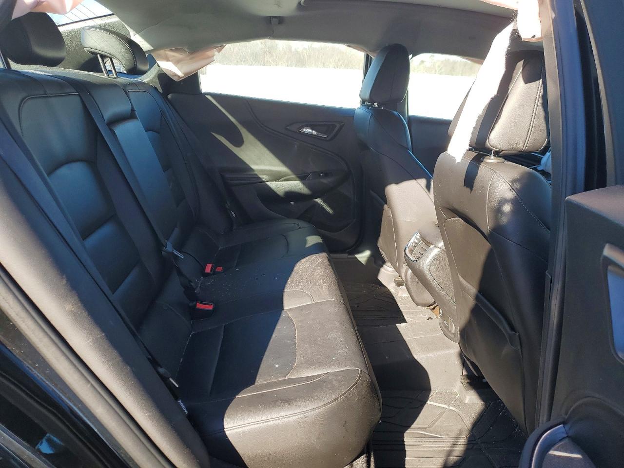 2018 CHEVROLET MALIBU photo 19