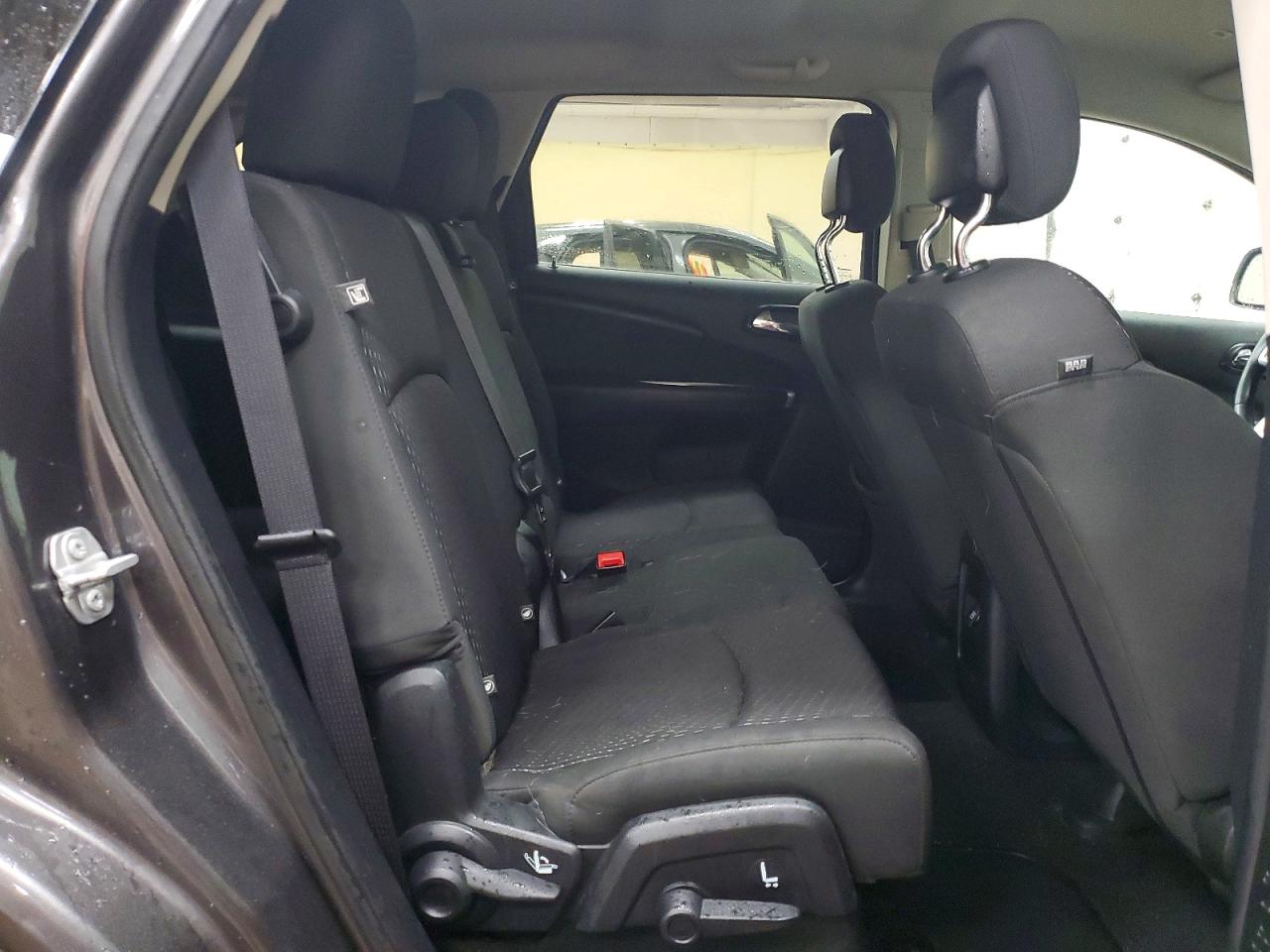 2018 DODGE JOURNEY SE photo 21