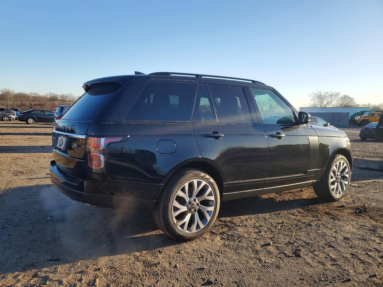 2020 LAND ROVER RANGE ROVER HSE photo 3