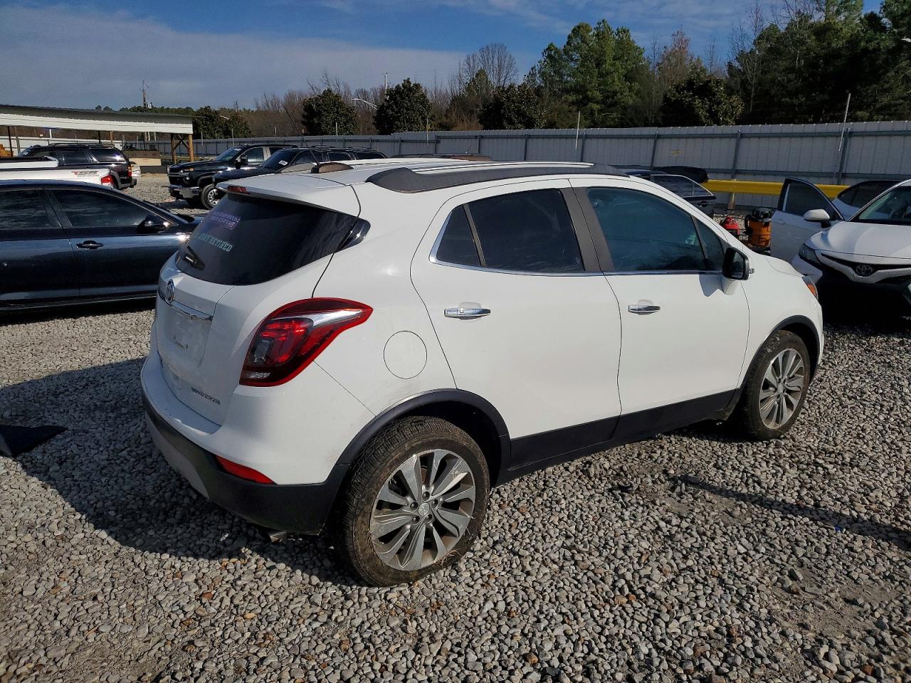 2018 BUICK ENCORE photo 3