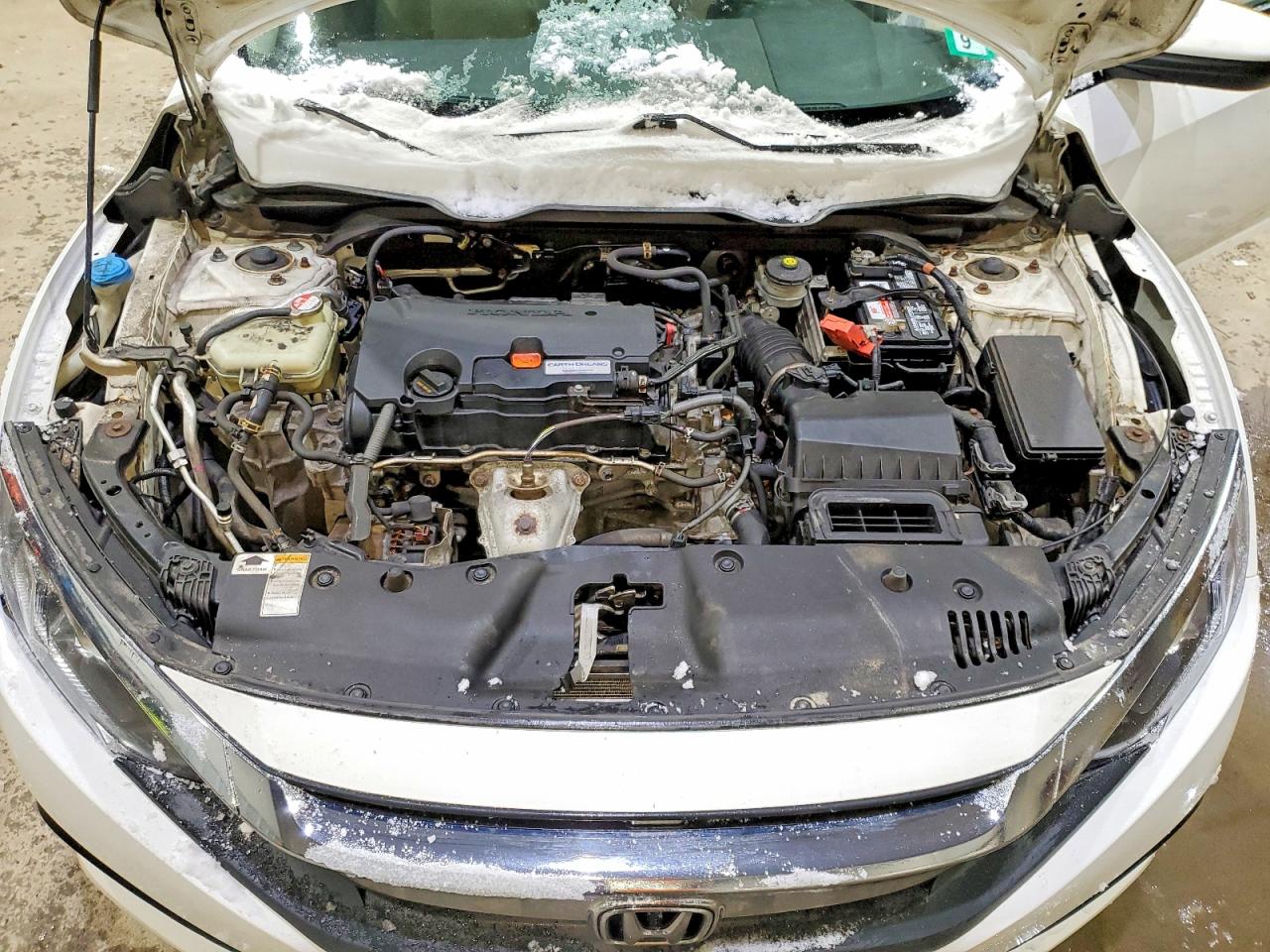 2016 HONDA CIVIC LX photo 21