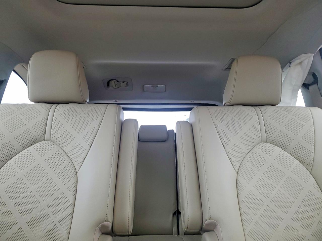 2022 TOYOTA HIGHLANDER PLATINUM photo 19