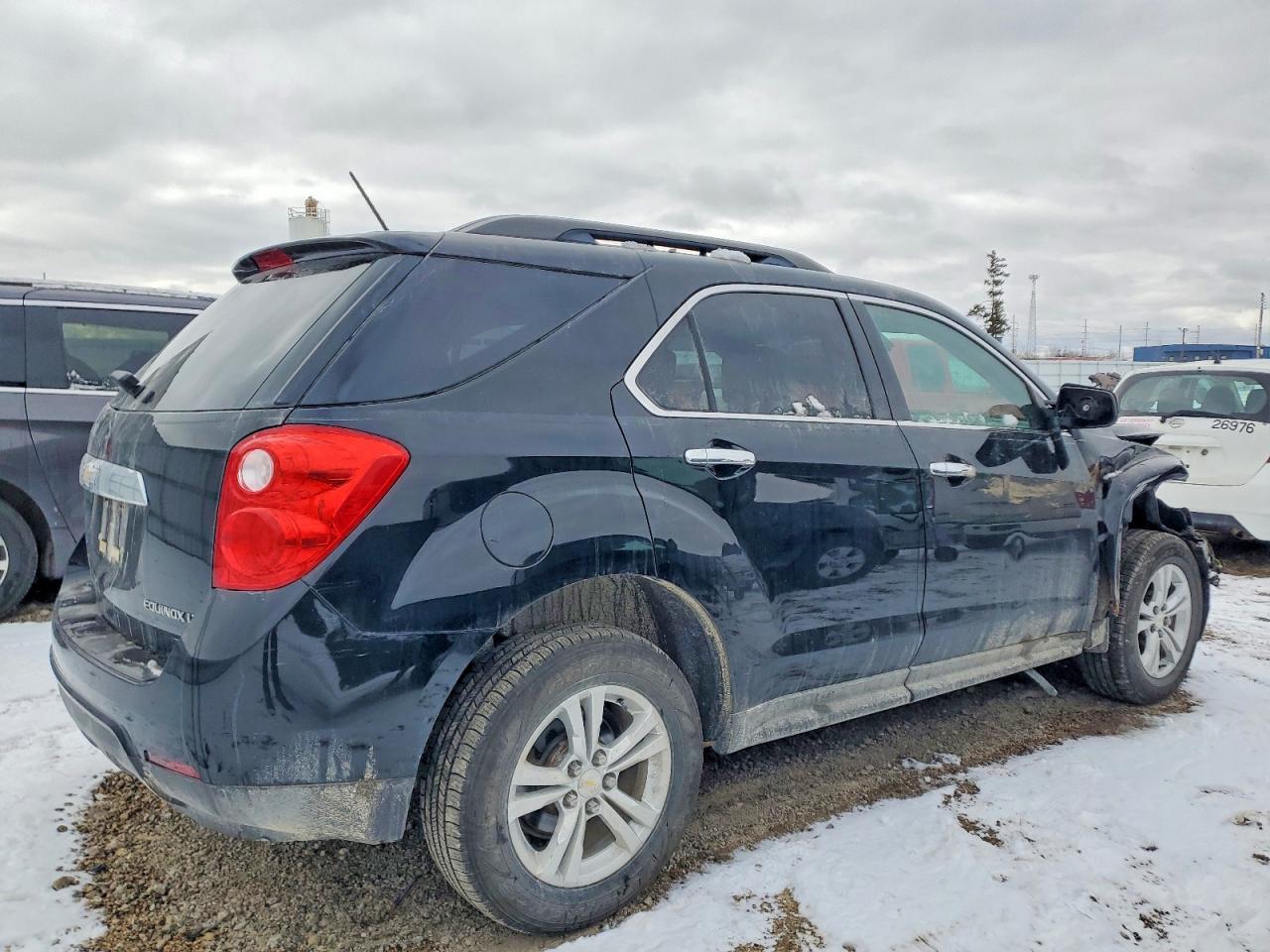 2015 CHEVROLET EQUINOX LT photo 3