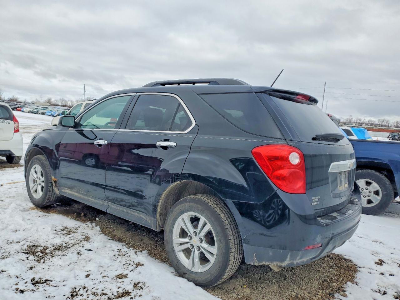 2015 CHEVROLET EQUINOX LT photo 2