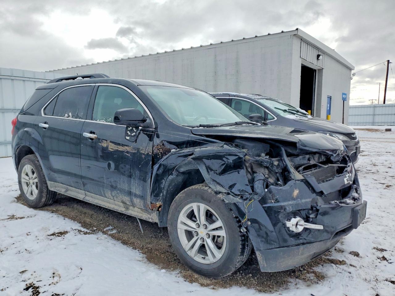 2015 CHEVROLET EQUINOX LT photo 4