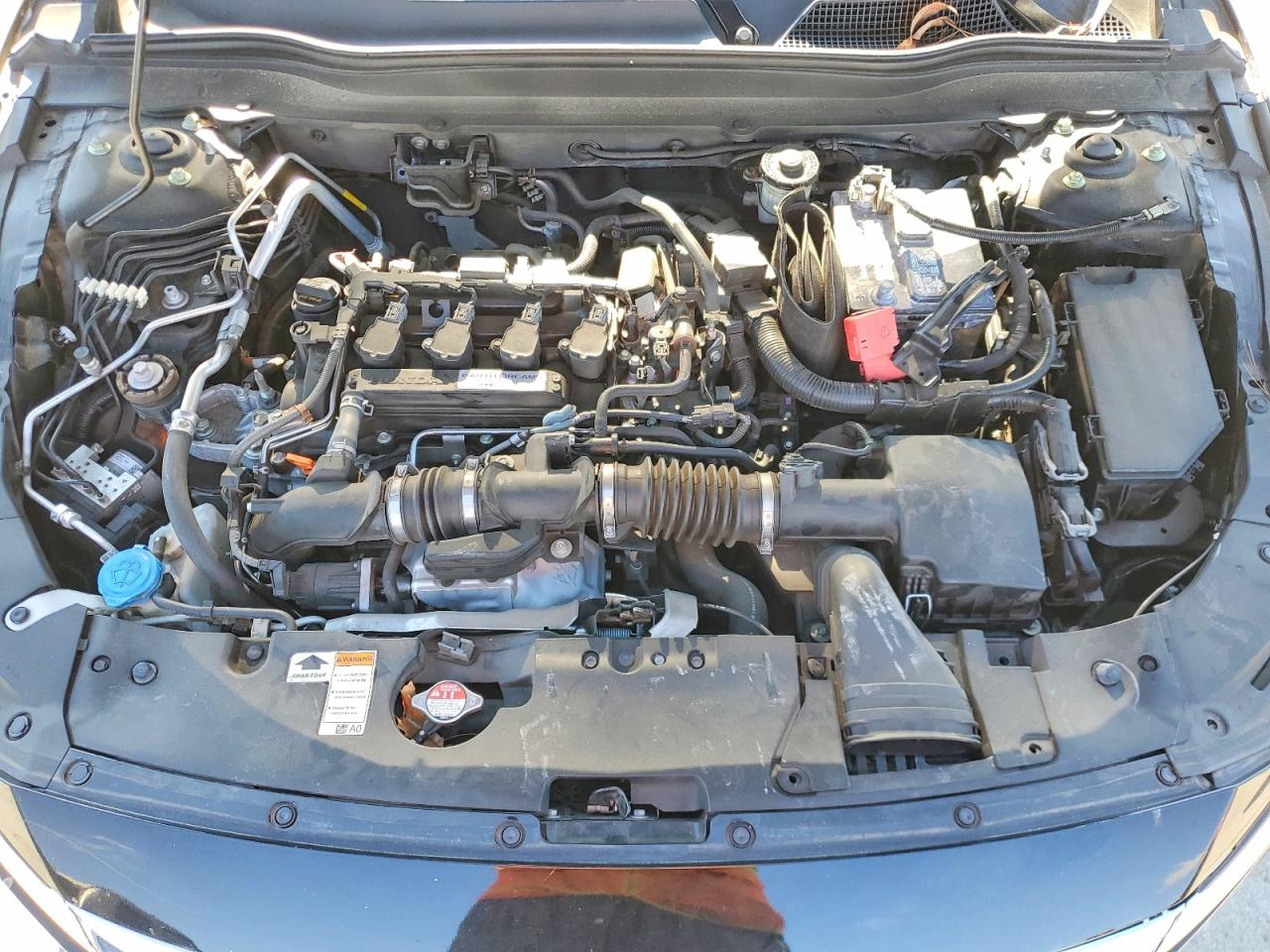 2018 HONDA ACCORD LX photo 21