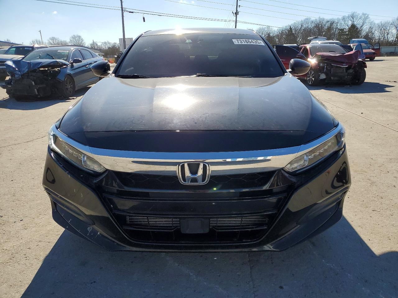 2018 HONDA ACCORD LX photo 9