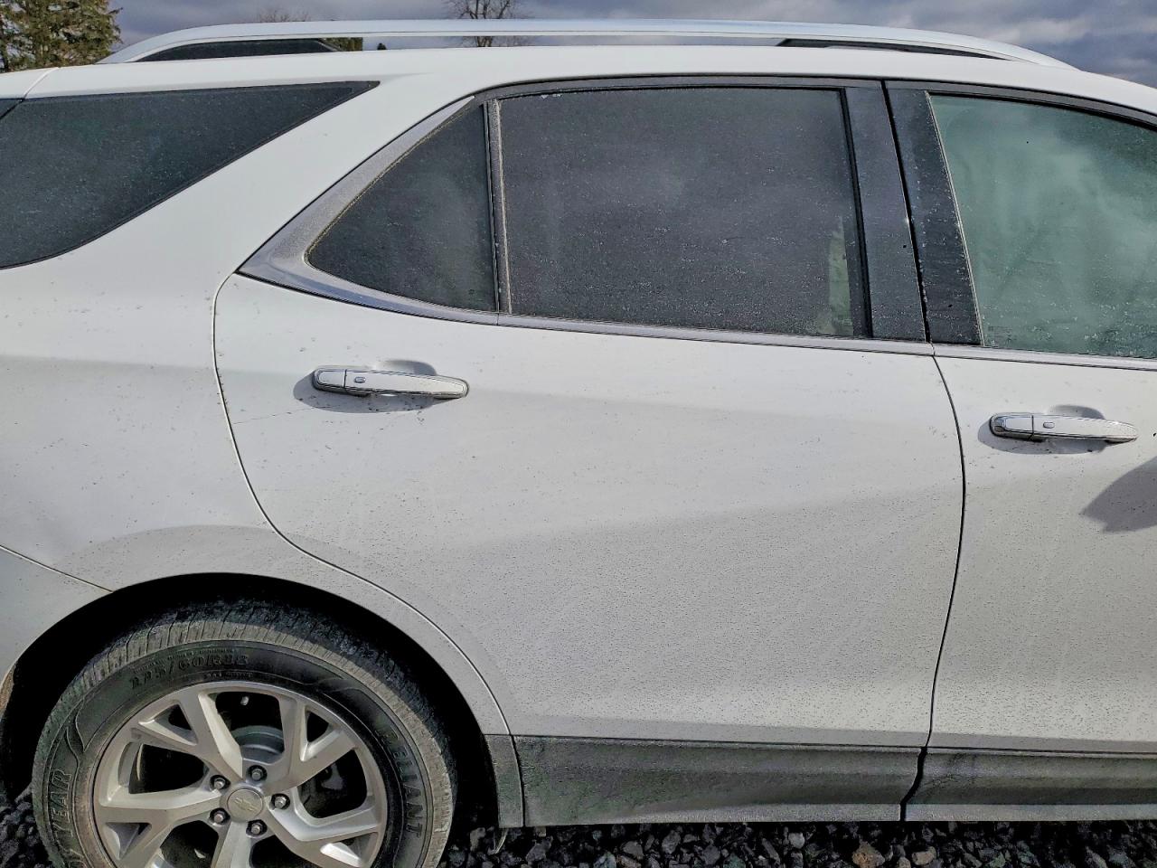 2018 CHEVROLET EQUINOX PREMIER photo 10