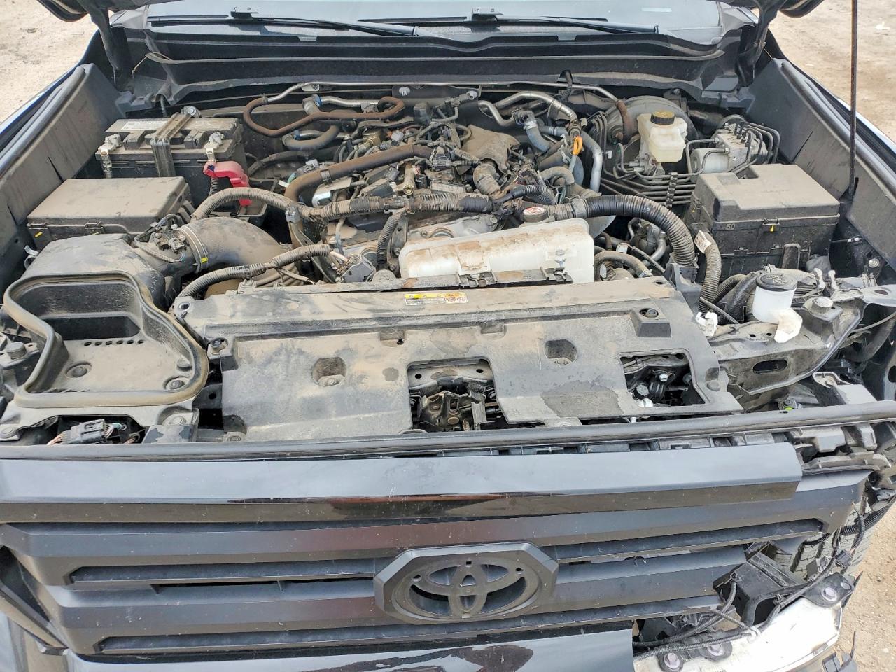 2024 TOYOTA TACOMA DOUBLE CAB photo 31