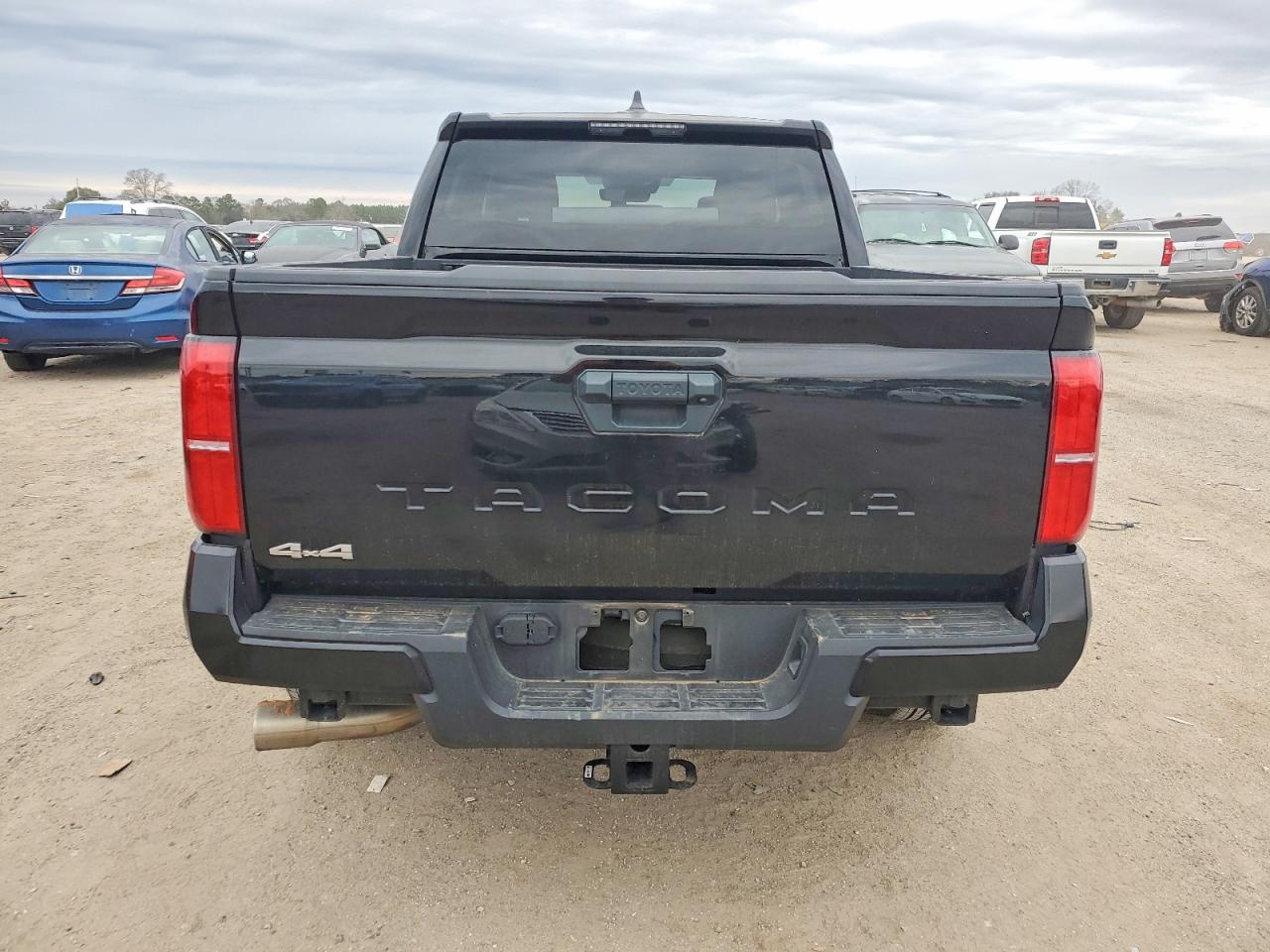 2024 TOYOTA TACOMA DOUBLE CAB photo 16