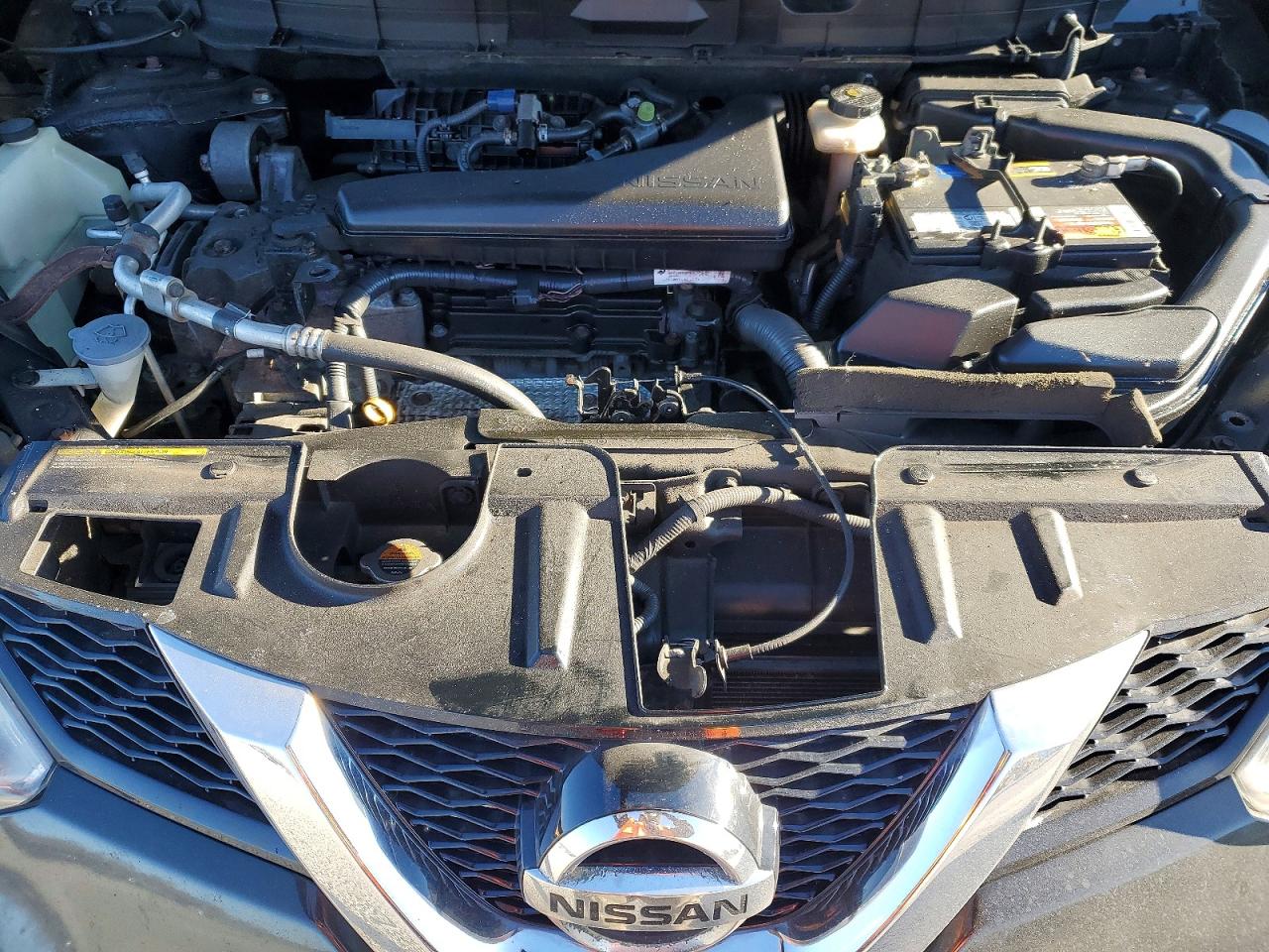 2014 NISSAN ROGUE SV photo 45