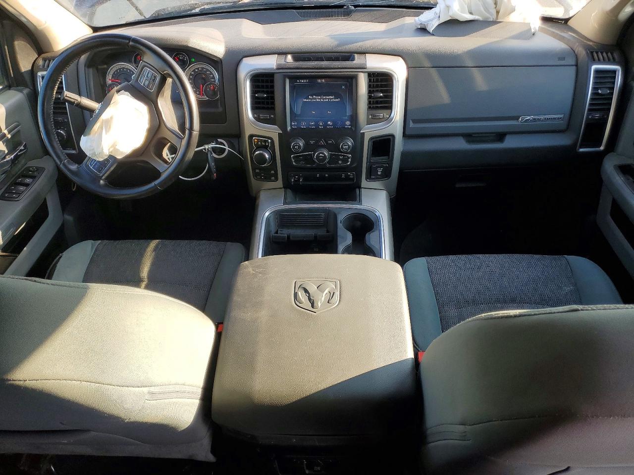 2018 RAM 1500 SLT photo 22