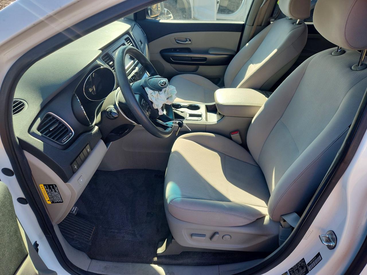 2021 KIA SEDONA LX photo 13