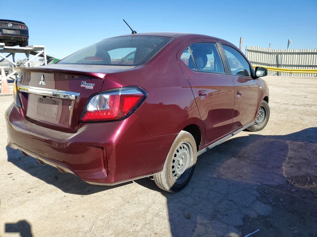 2023 MITSUBISHI MIRAGE G4 ES photo 3
