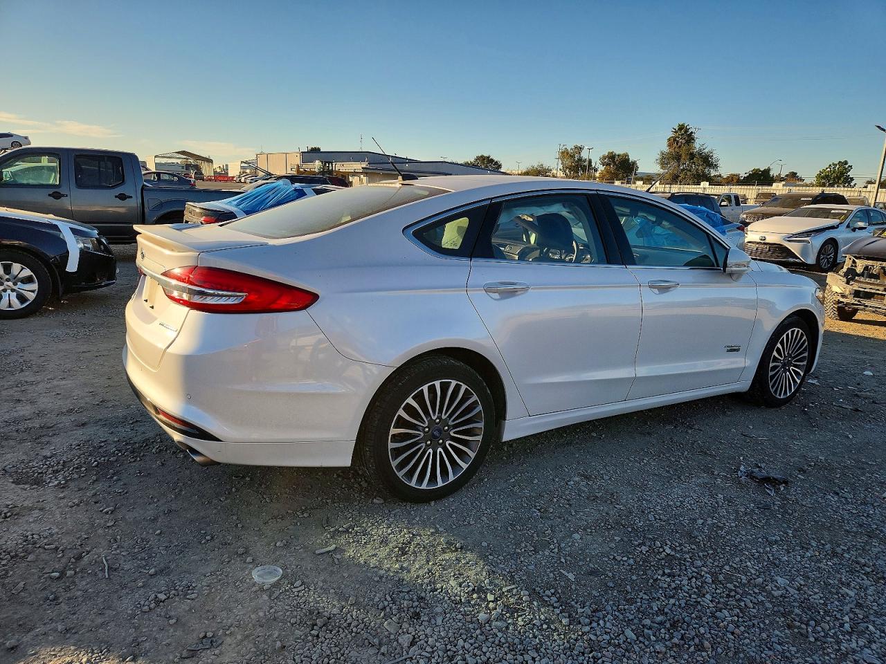 2018 FORD FUSION TITANIUM photo 5