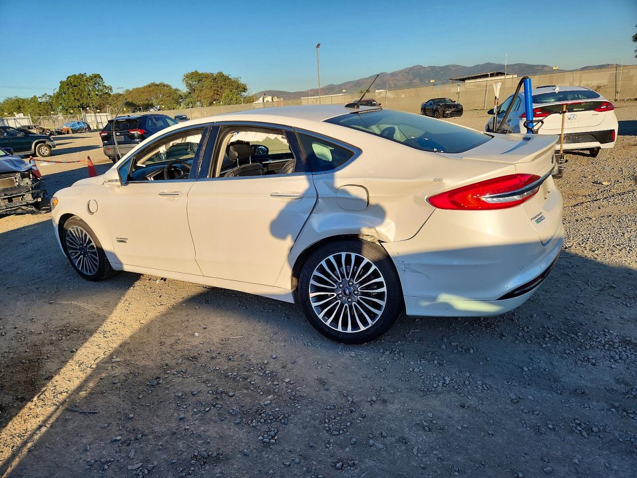 2018 FORD FUSION TITANIUM photo 3