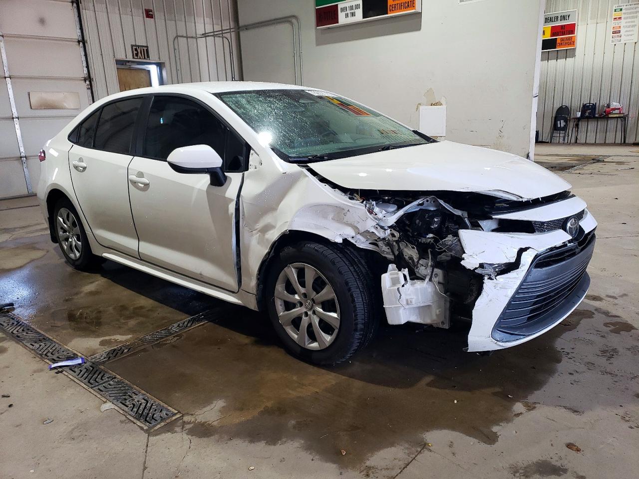 2024 TOYOTA COROLLA LE photo 10