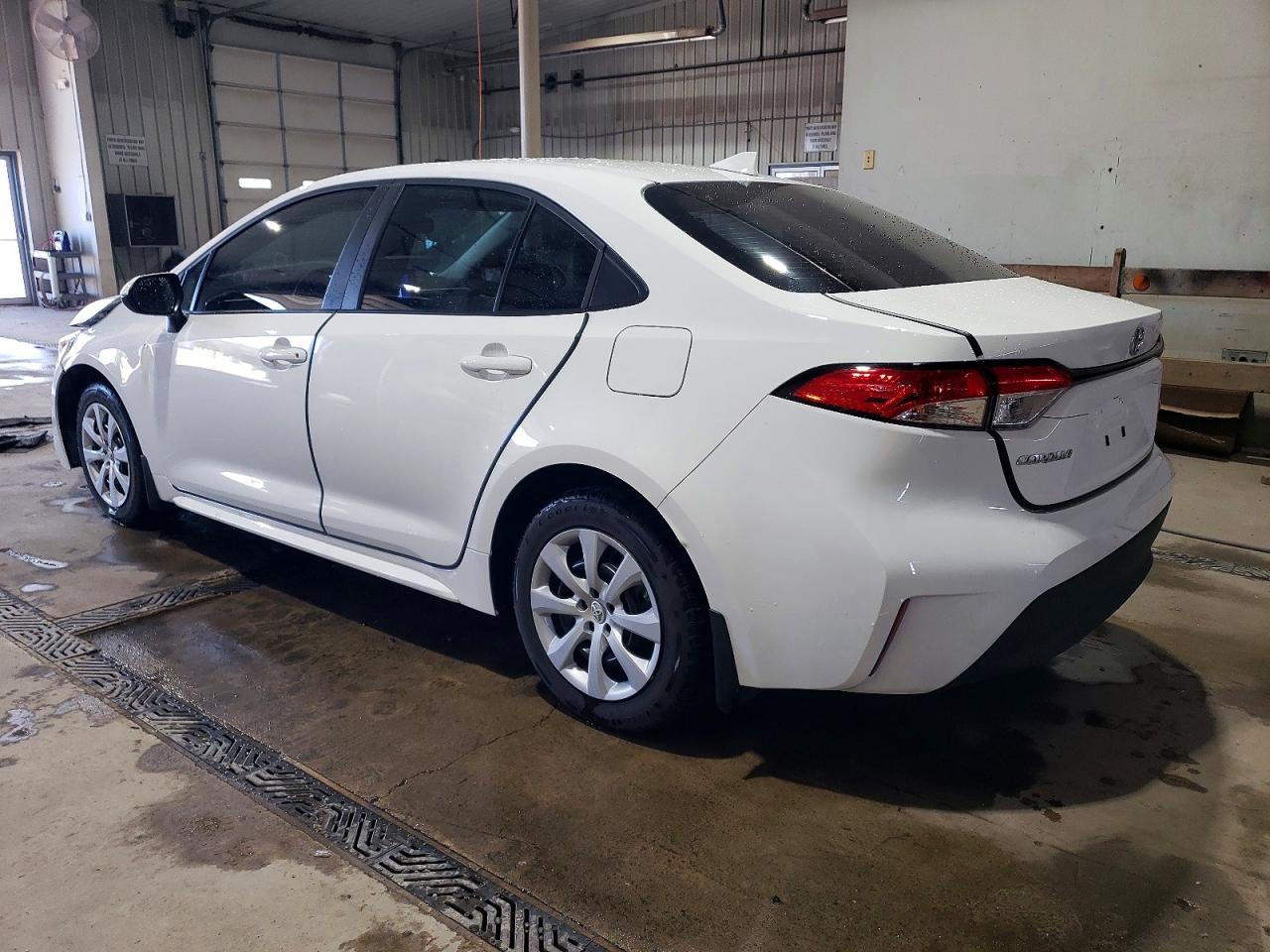 2024 TOYOTA COROLLA LE photo 4