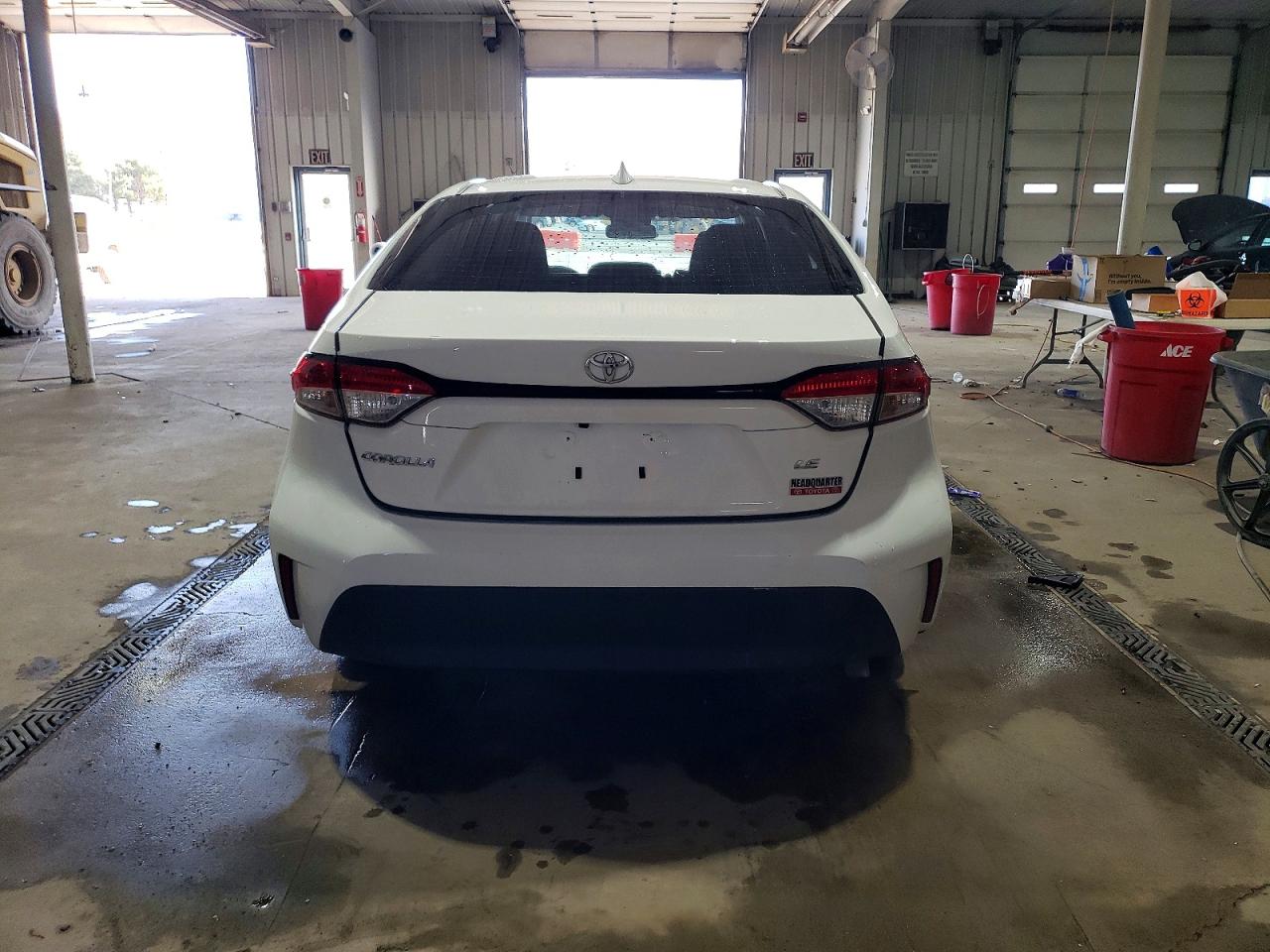 2024 TOYOTA COROLLA LE photo 16