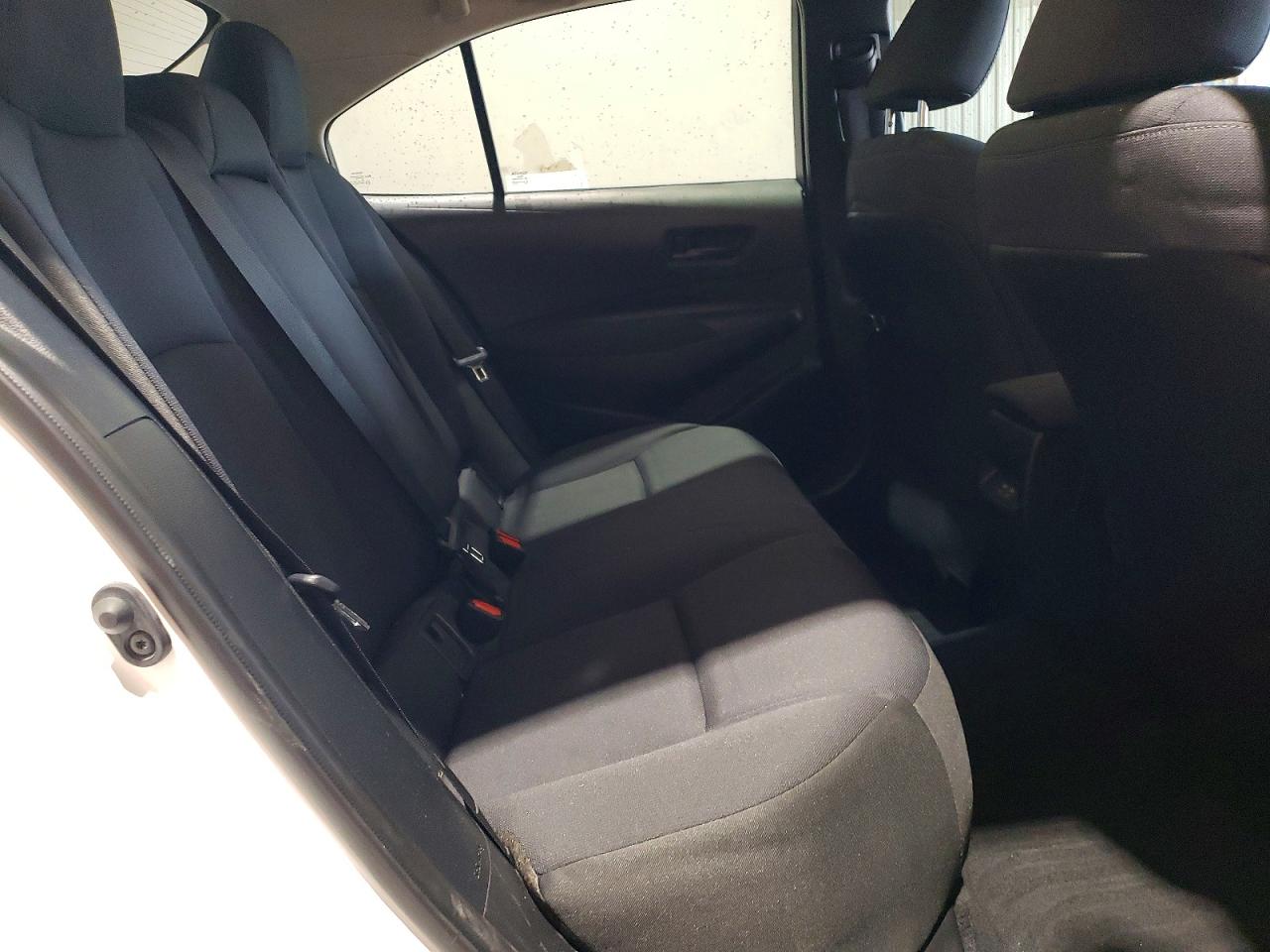 2024 TOYOTA COROLLA LE photo 28