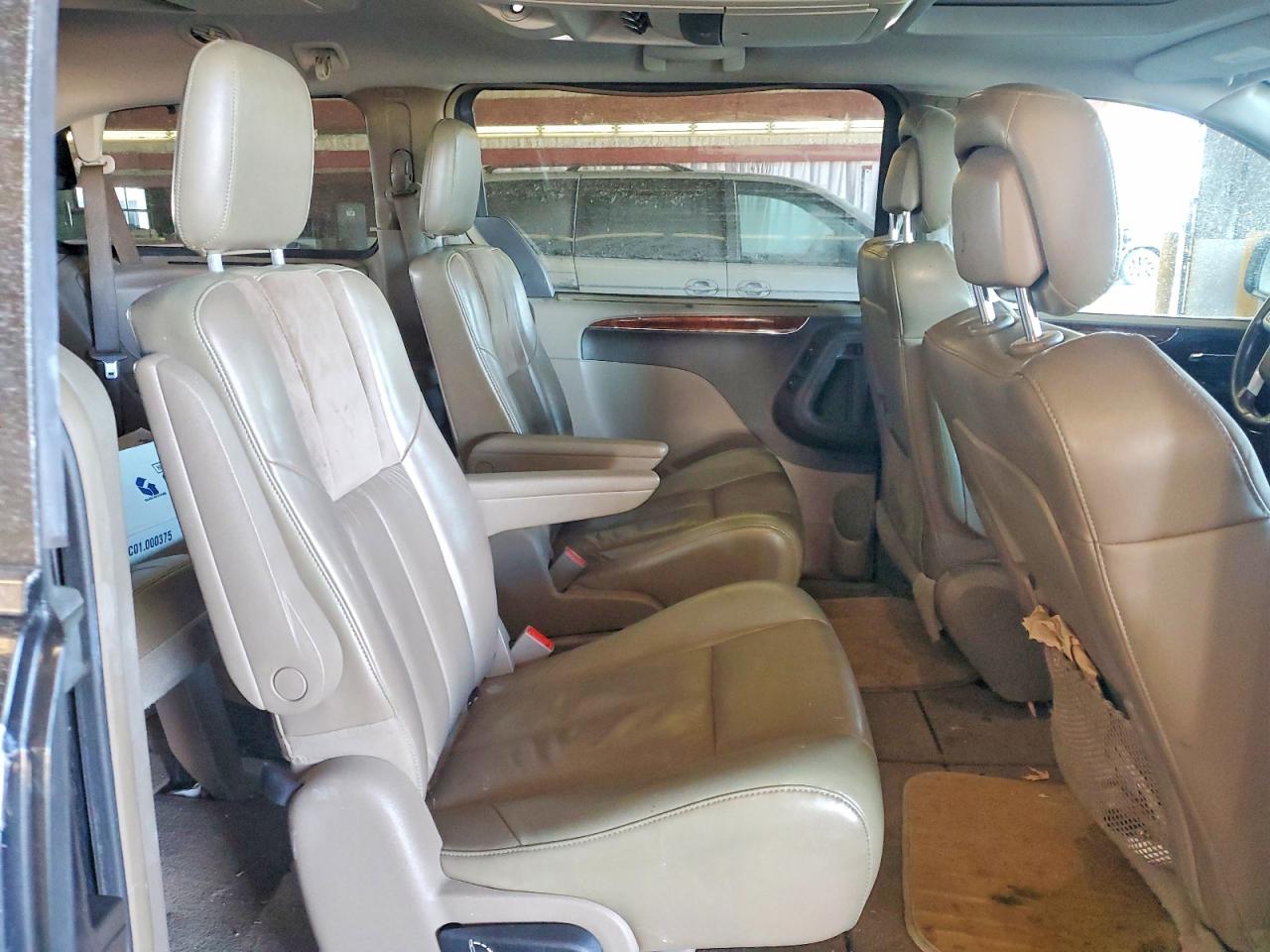 2011 CHRYSLER TOWN & COUNTRY LIMITED photo 31