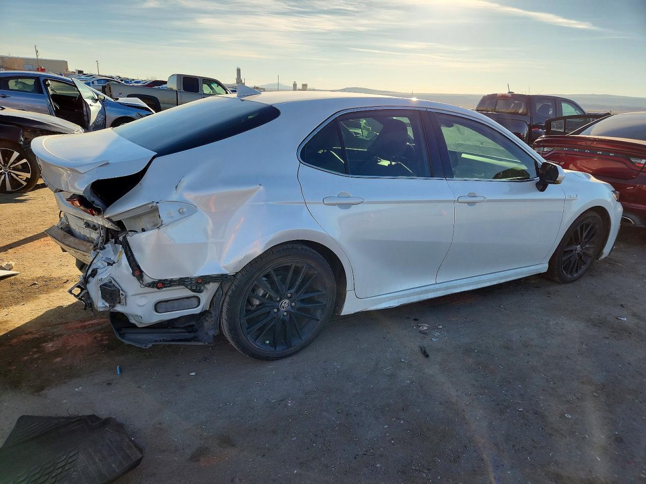 2021 TOYOTA CAMRY XSE photo 3