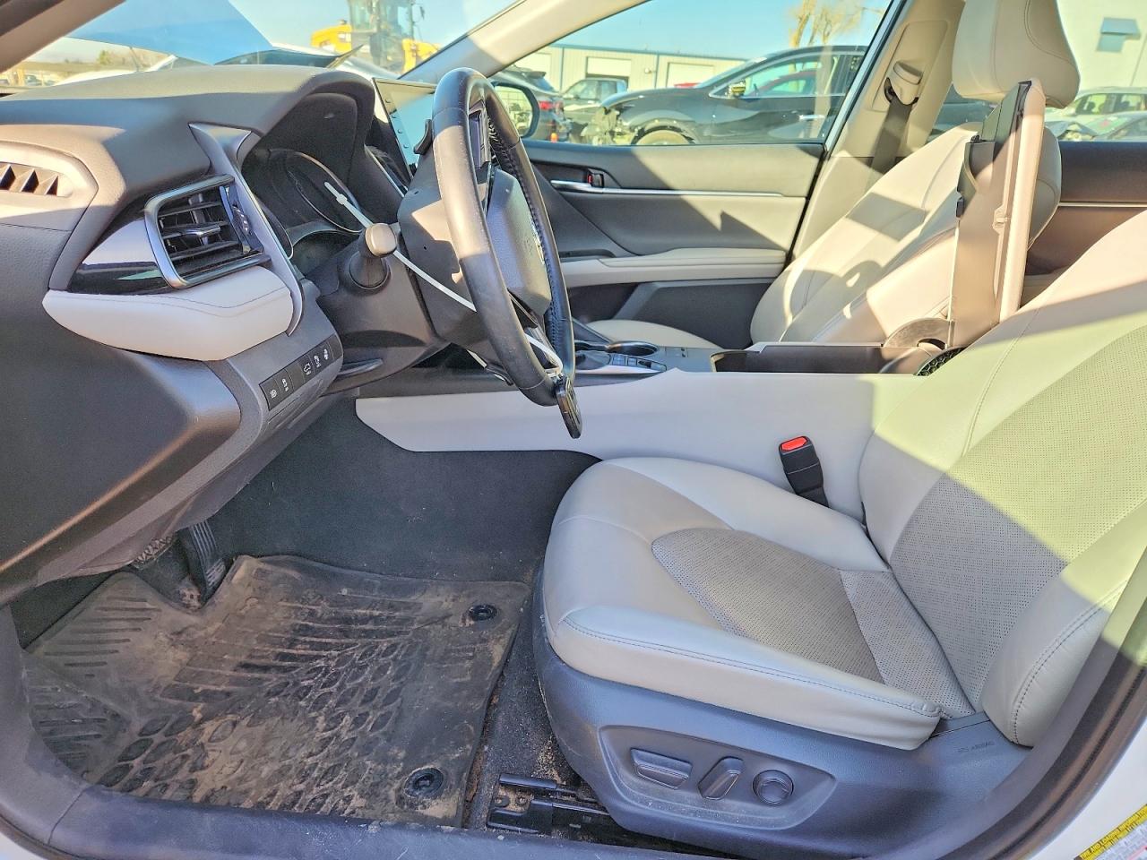 2021 TOYOTA CAMRY XSE photo 7
