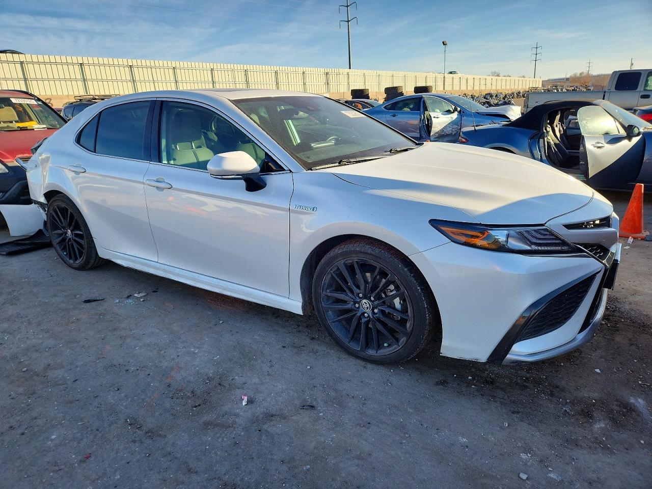 2021 TOYOTA CAMRY XSE photo 4