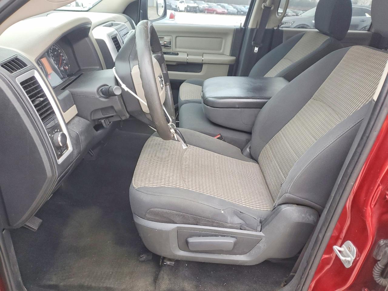2011 DODGE RAM 1500 photo 19