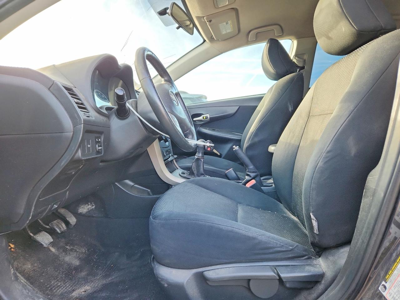 2009 TOYOTA COROLLA S photo 7