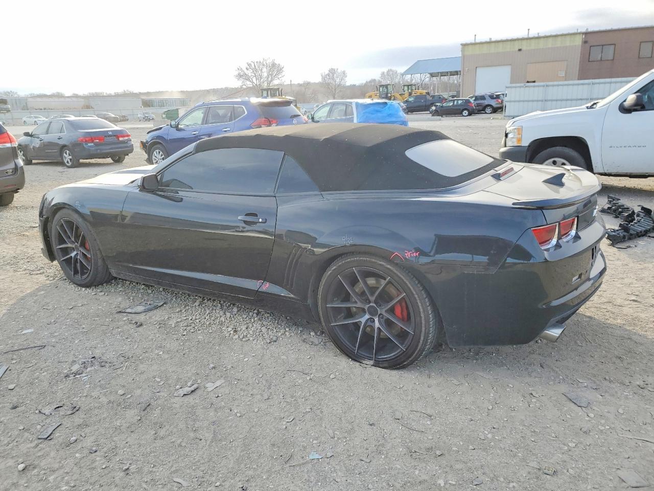 2011 CHEVROLET CAMARO 2SS photo 2