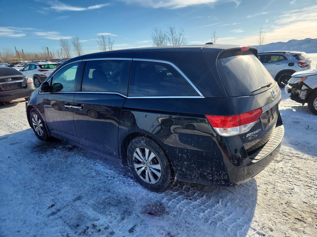 2016 HONDA ODYSSEY EXL photo 2