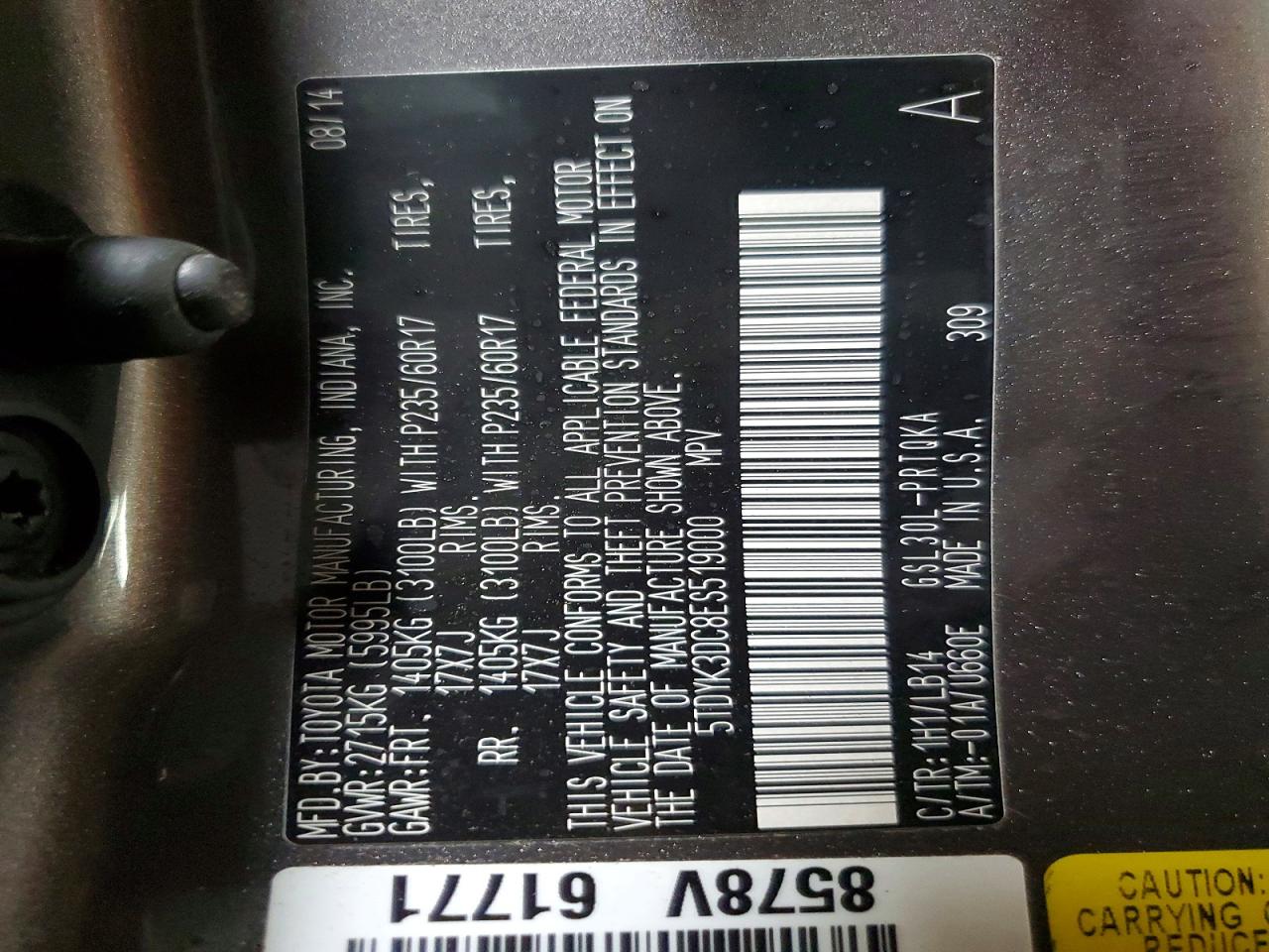 2014 TOYOTA SIENNA photo 25