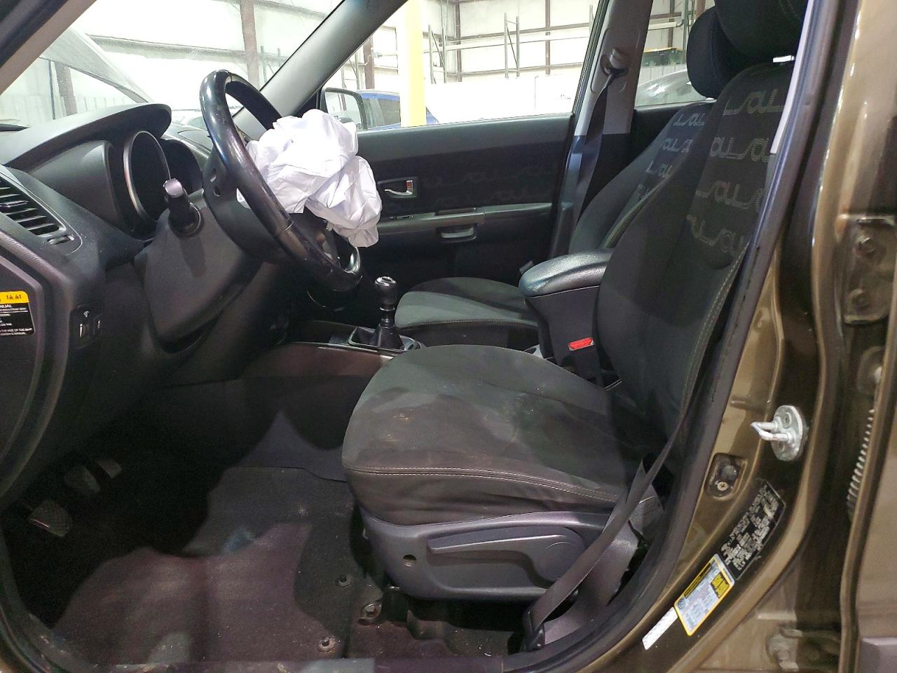 2013 KIA SOUL + photo 7