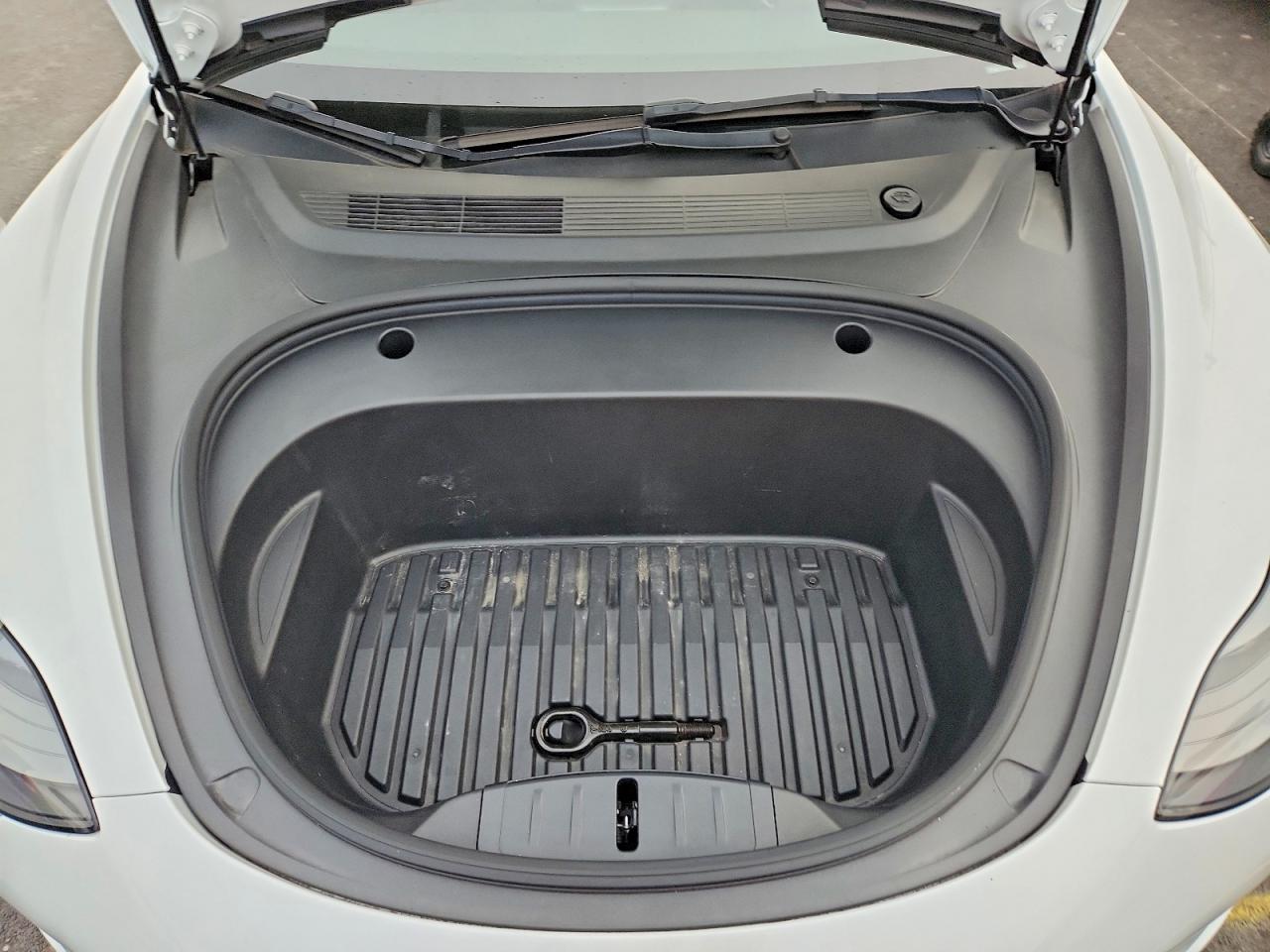 2022 TESLA MODEL 3 photo 11