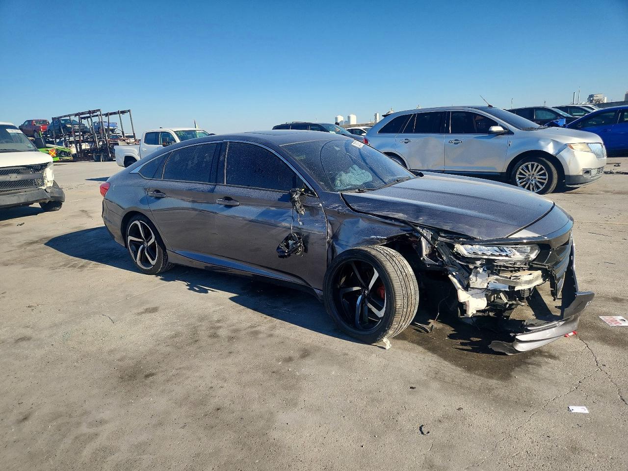 2018 HONDA ACCORD SPORT photo 4
