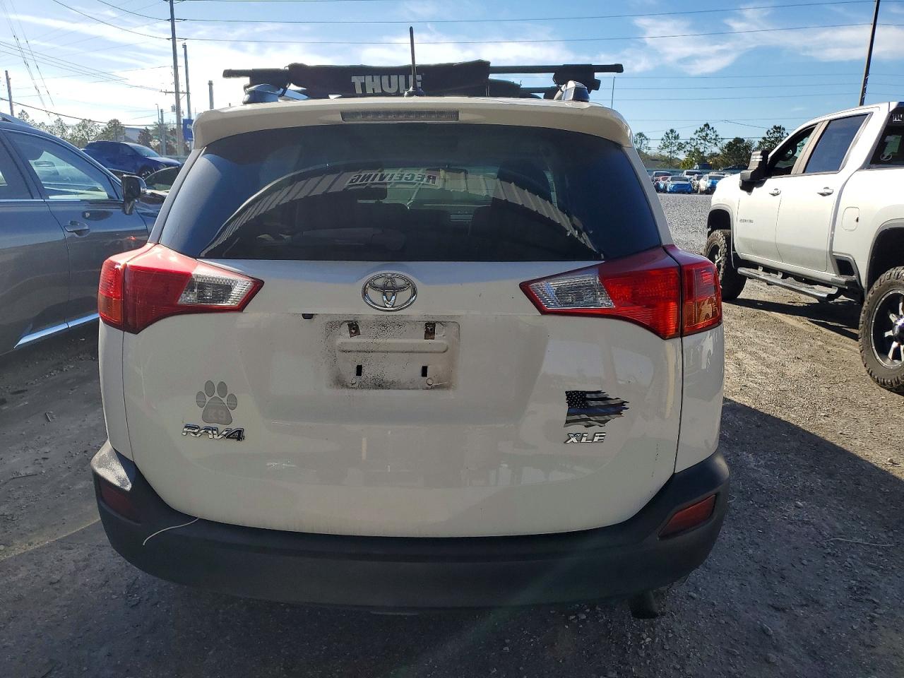2014 TOYOTA RAV4 XLE photo 6