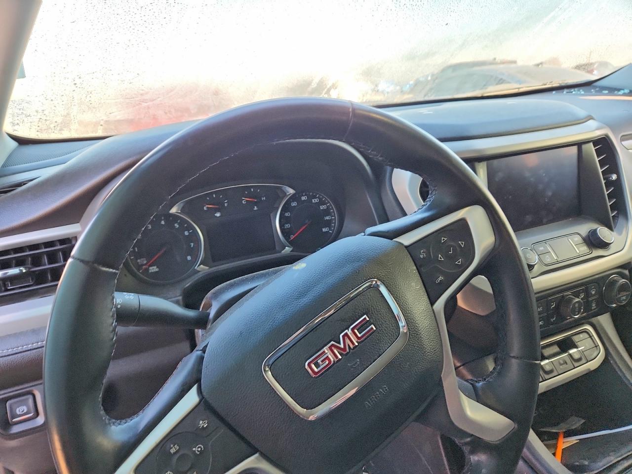 2023 GMC ACADIA SLT photo 9