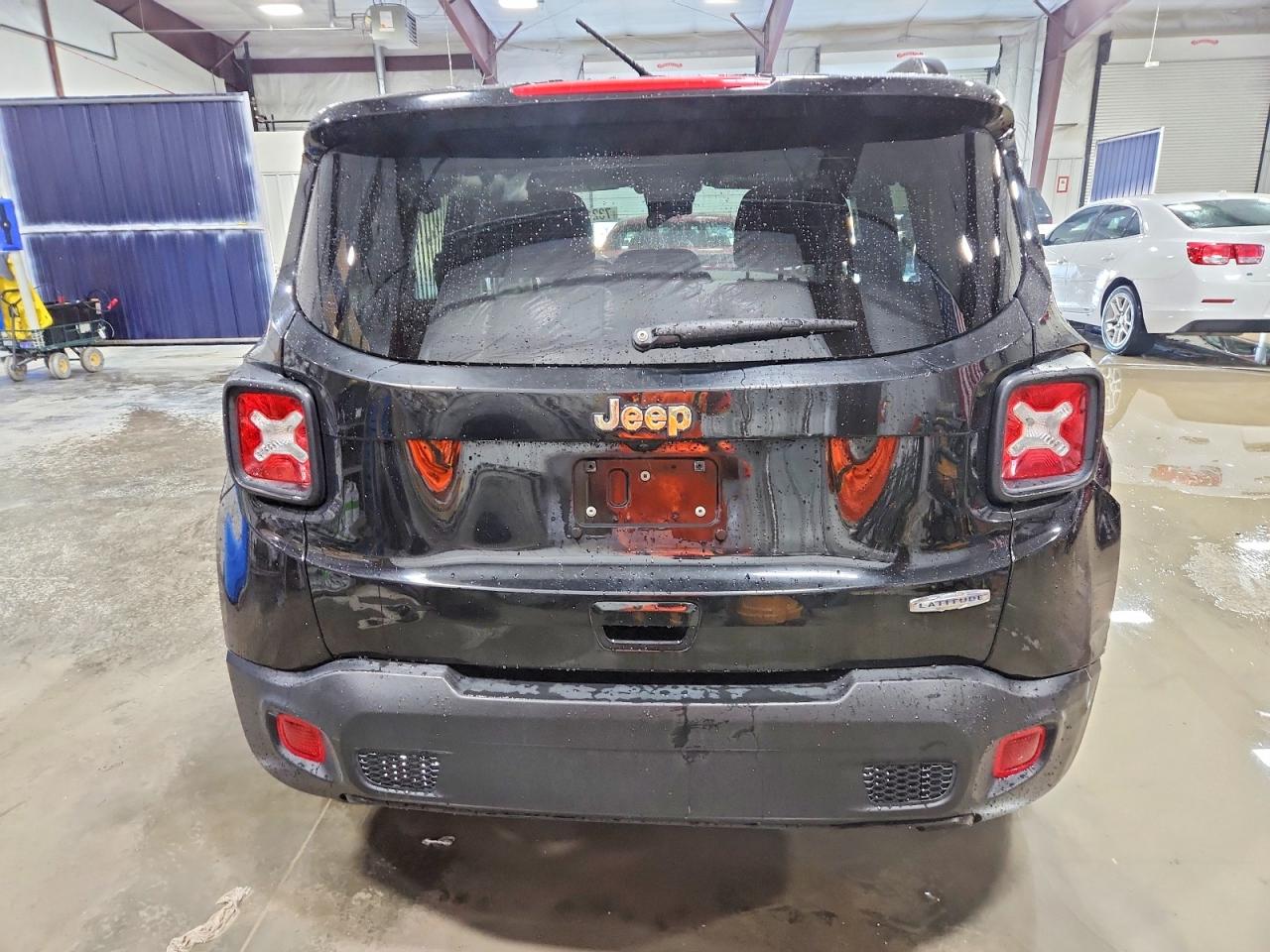 2019 JEEP RENEGADE LATITUDE photo 11