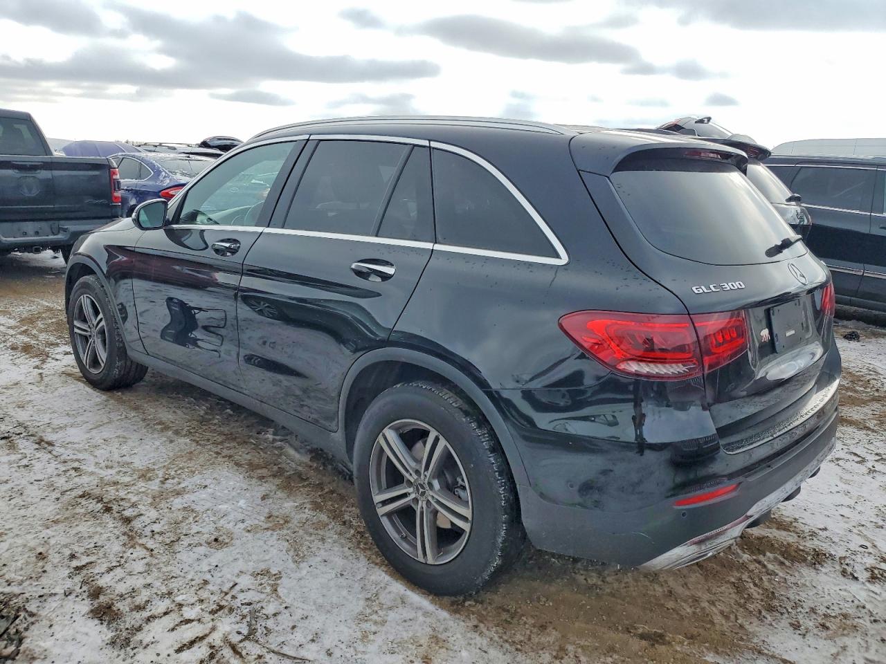 2021 MERCEDES-BENZ GLC 300 4MATIC photo 3