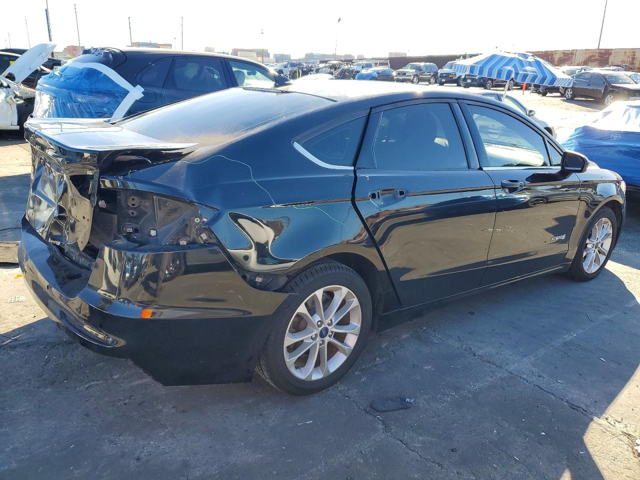 2019 FORD FUSION SE photo 3