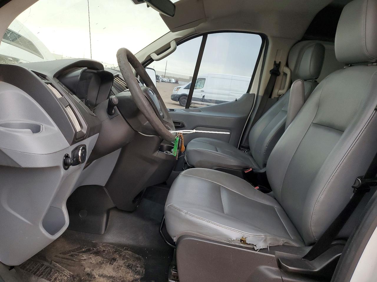 2017 FORD TRANSIT 250 DELIVERY VAN photo 7