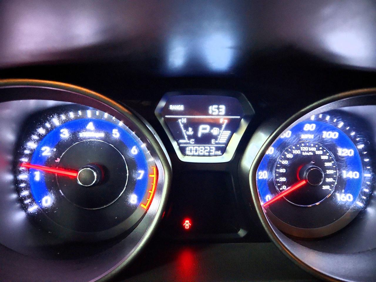 2015 HYUNDAI ELANTRA LIMITED photo 9