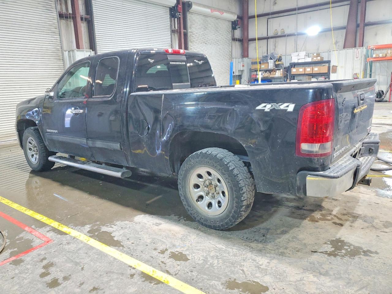 2012 GMC SIERRA K1500 SLE photo 2