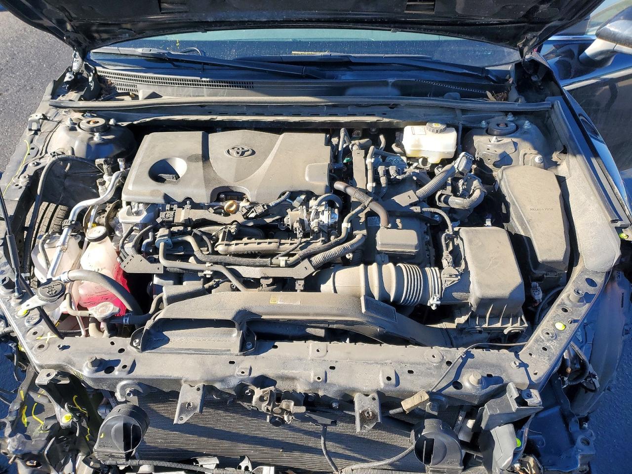 2021 TOYOTA CAMRY LE photo 21